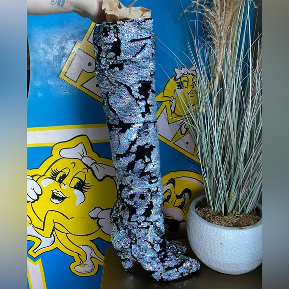 Free People Midnight Party Velvet Sequin Scrunch Boots Heels 38 7.5 festival - Picture 8 of 15